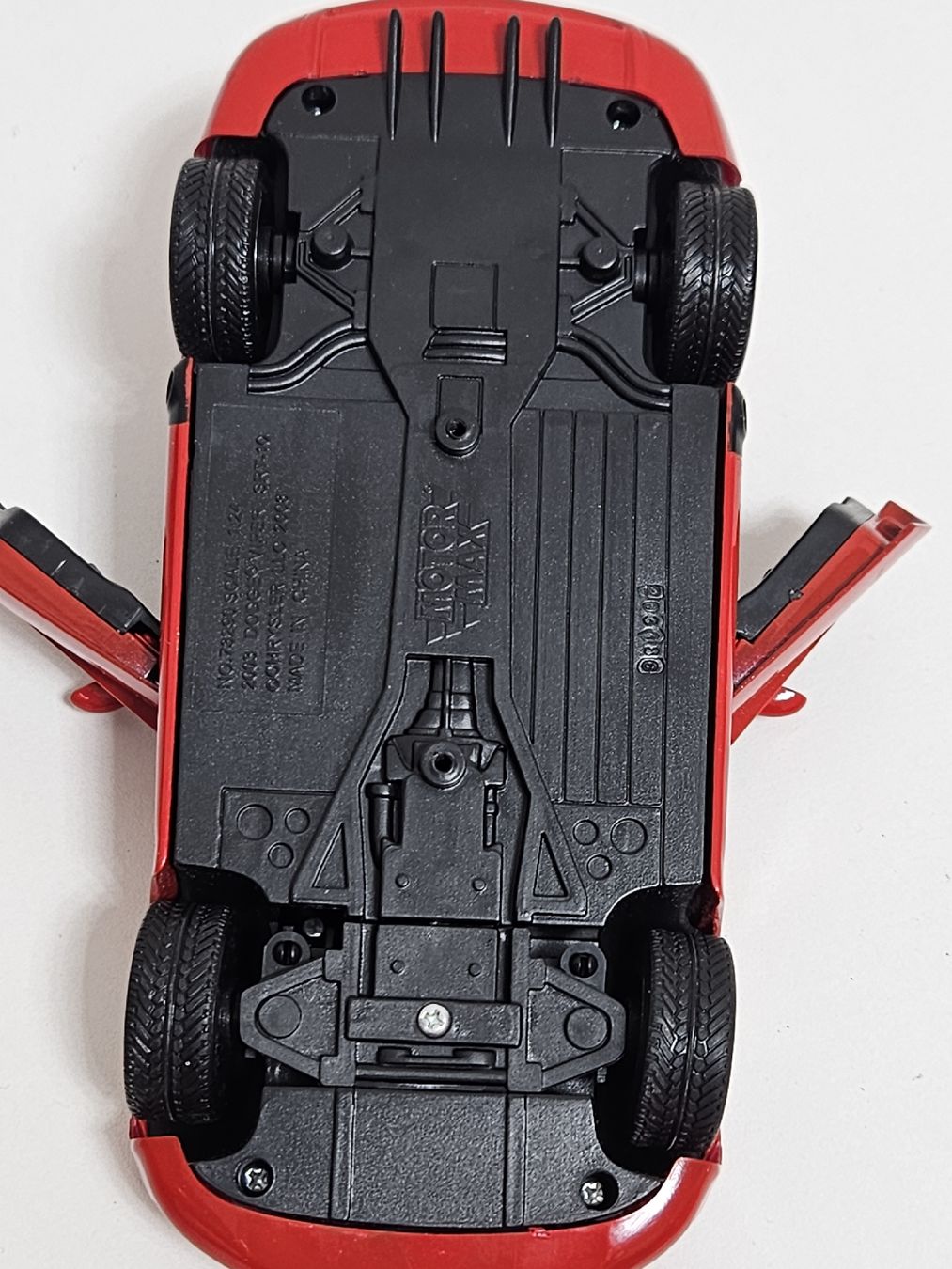 Dodge Modellini d'auto: Modellauto Dodge Viper SRT-10 Motor Max rot  – Usato da Schlieren venduto da Bestleo 6
