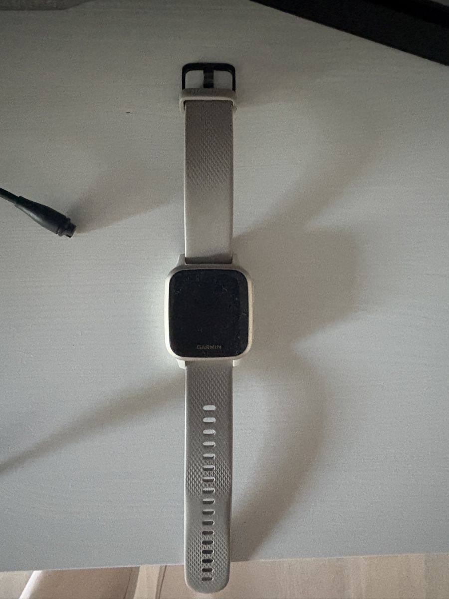 Garmin Smartwatch: Garmin Venu Sq Smartwatch – Usato da Bern venduto da Janina.Leandra 2