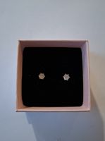 Ohrstecker mit Glitzersteinchen, mittelgross, 925 Silber