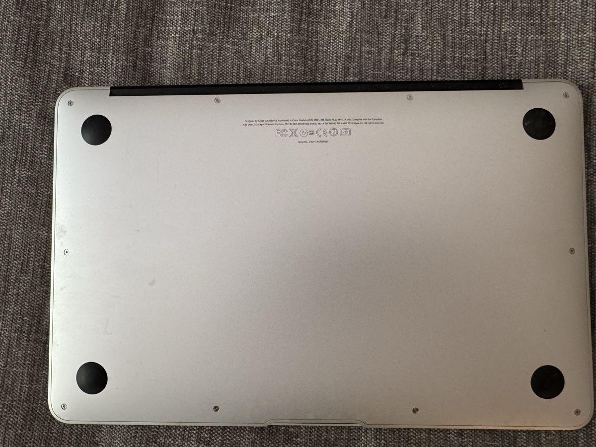 Apple Portables: MacBook Air 11 – D'occasion à Adliswil par Busys 5