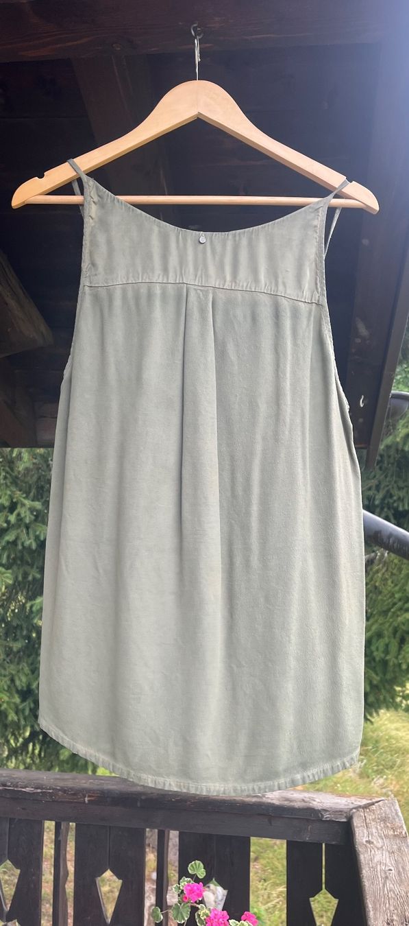 Nile Tops: Top nile en viscose Gr L – D'occasion à Ovronnaz par fra_n8h8 2