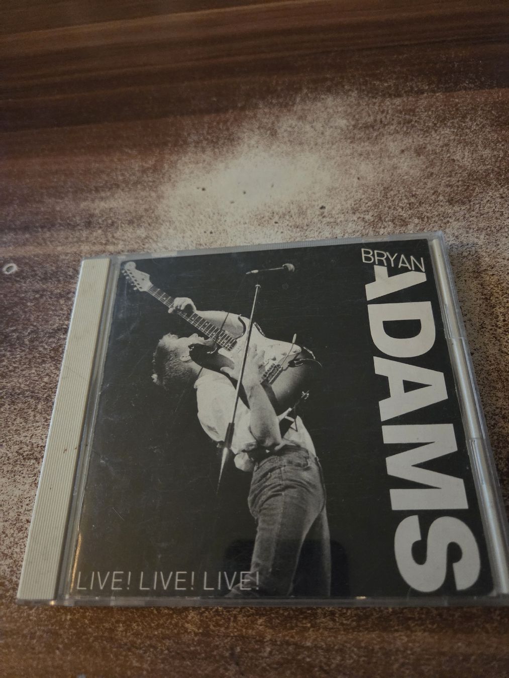 CD: Bryan Adams - Live! Live! Live! – Usato da Wattenwil venduto da Mage66