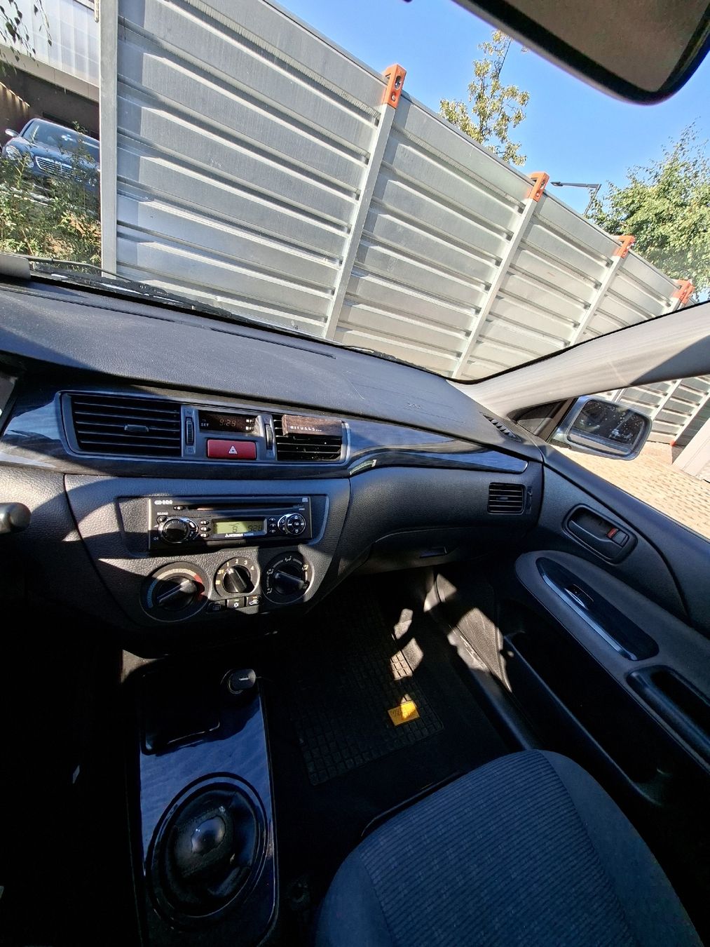 Mitsubishi Automobili: Mitsubishi Lancer Kombi – Usato da Siebnen venduto da Swiss.fabu 8