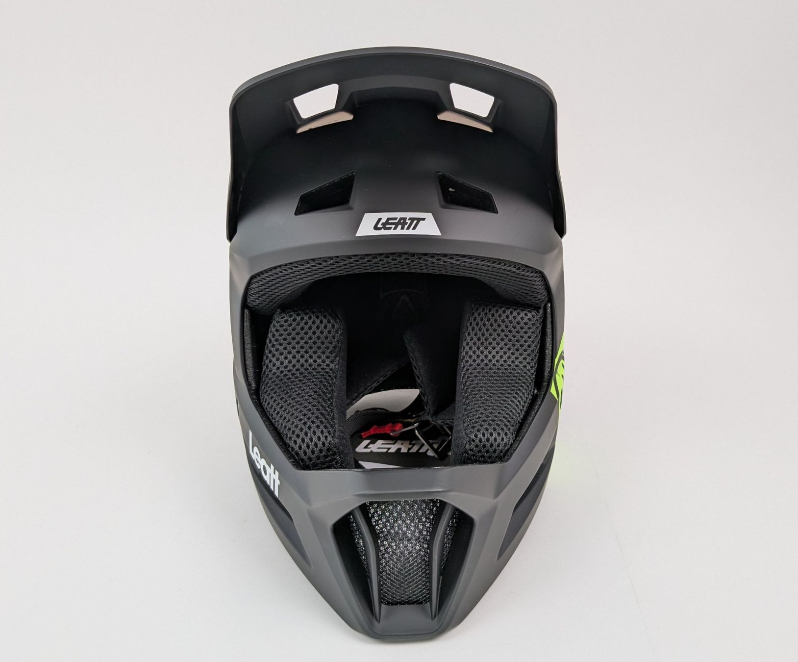 Leatt Caschi: LEATT Gravity 1.0 MTB-Junior Velohelm – Nuovo (secondo la descrizione) da Dintikon venduto da Restwert_Dintikon 2