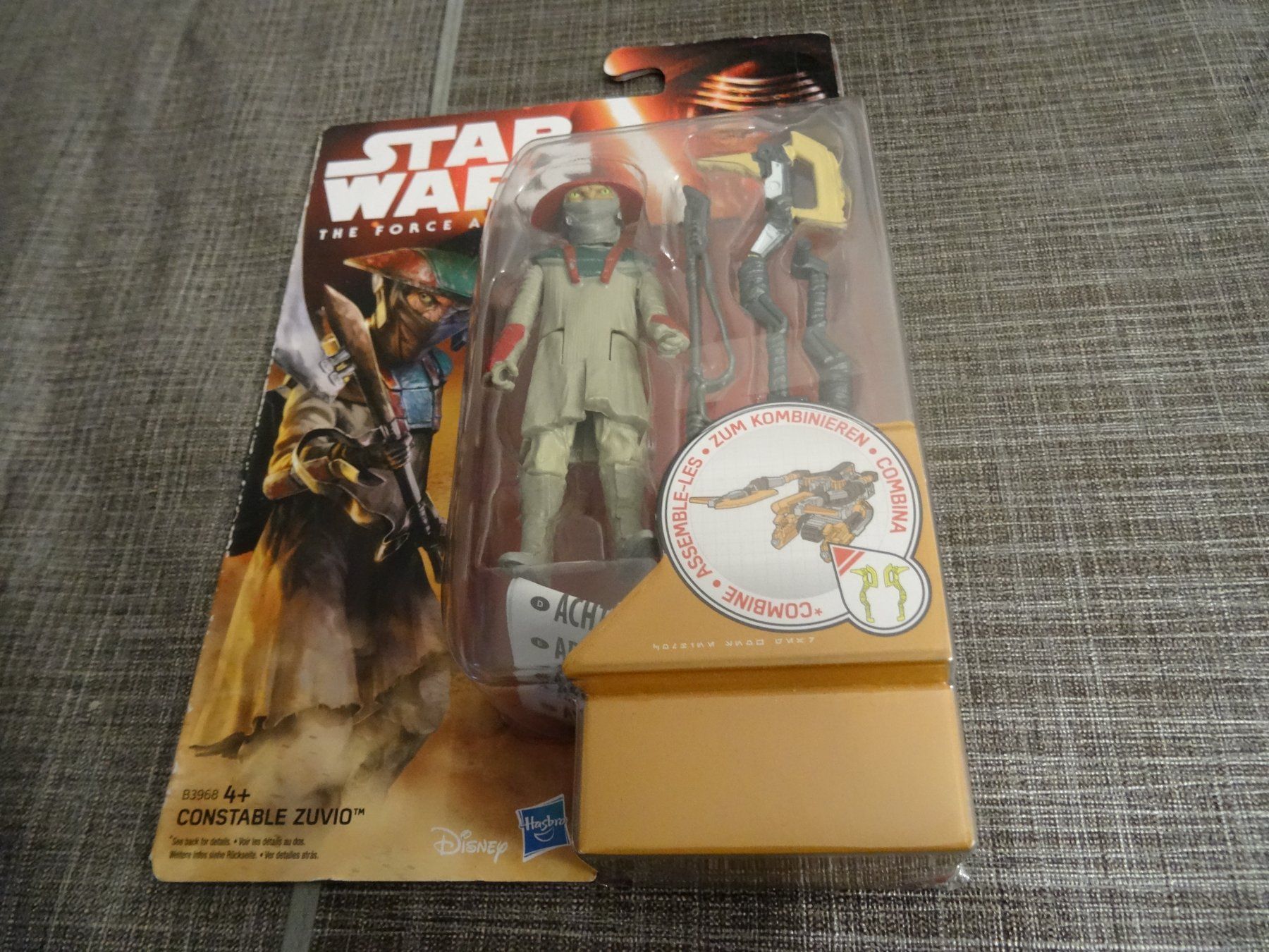 Statuette: Star Wars Constable Zuvio Hasbro Hasbro – Nuovo (secondo la descrizione) da Olten venduto da Disc-Ausverkauf