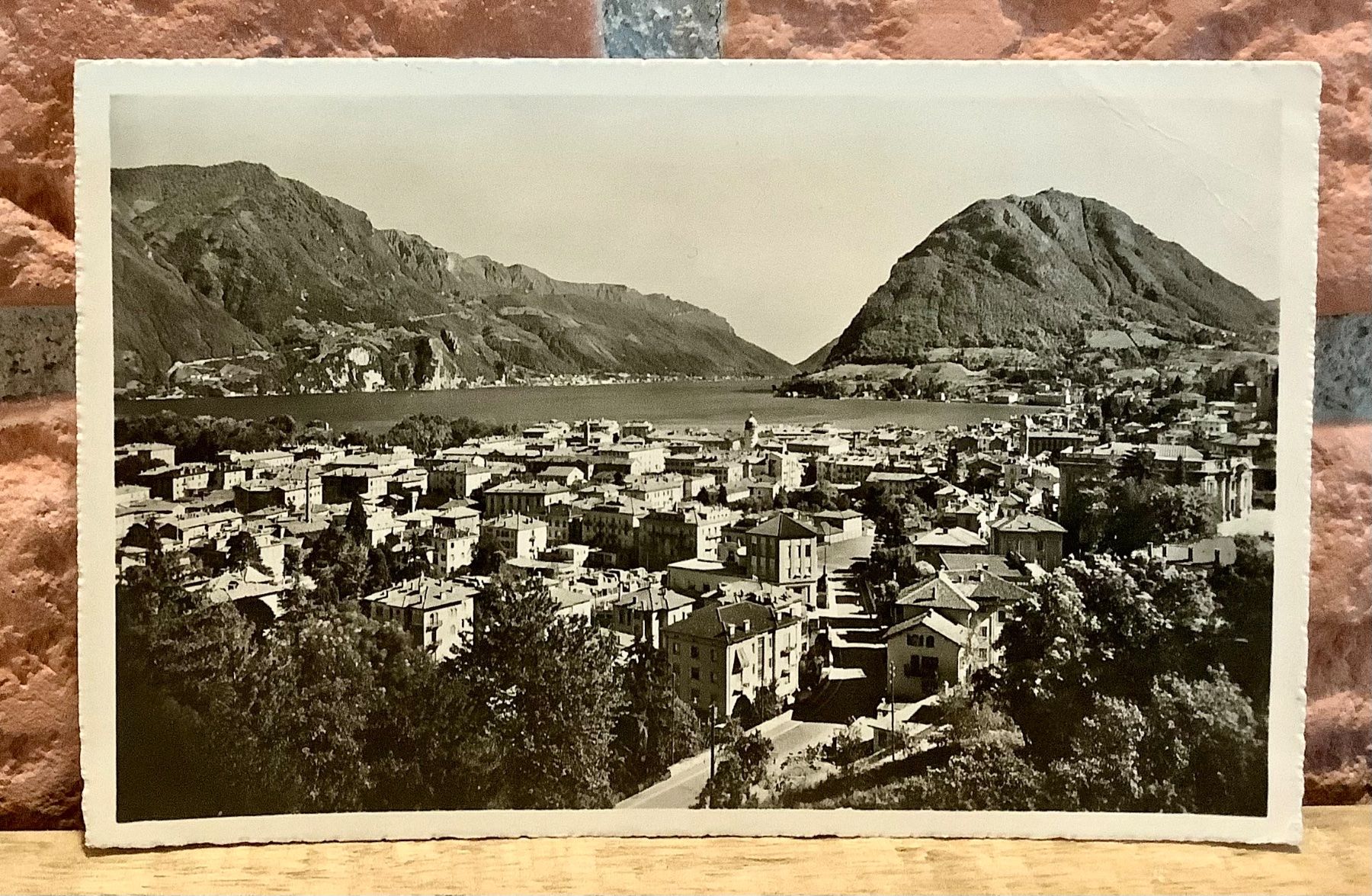 Cartoline postali: 1951 - LUGANO Panorama e Monte S. Salvatore – Usato da Root venduto da ENGLAND-TREASURES