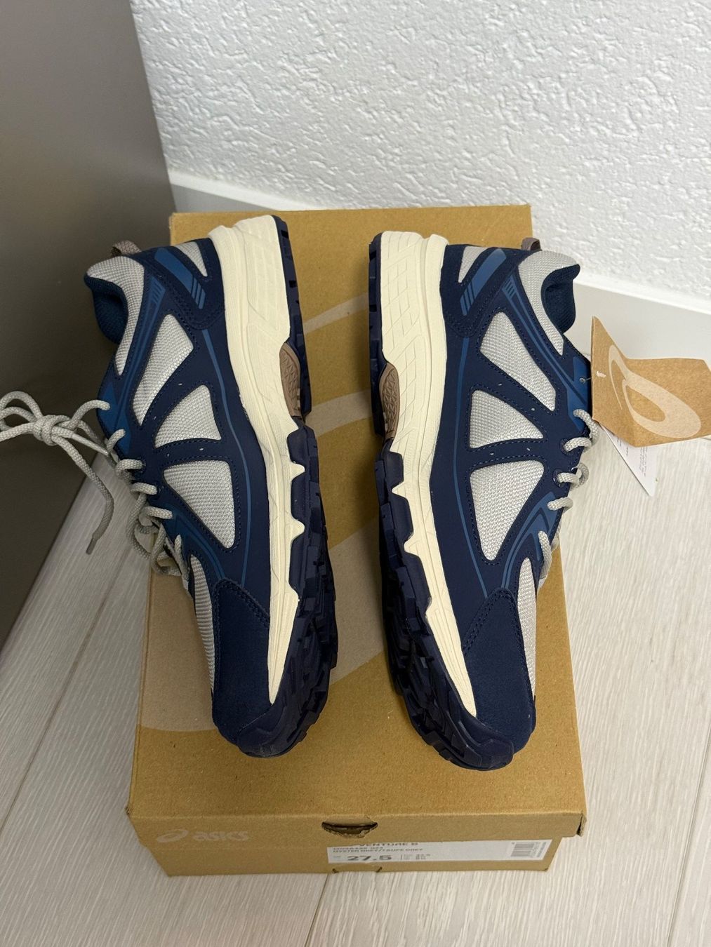 Asics Scarpe da uomo: Asics Gel Venture 6 EU 43.5 – Nuovo e nell'imballaggio originale da Lugano venduto da onlyshop95 2