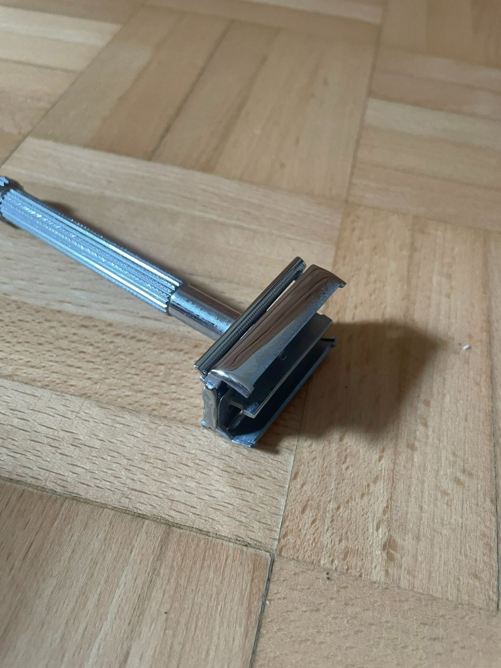 Rasoi & Lamette da barba: Rasierer und Rasierpinsel – Usato da Basel venduto da zoe_hm9x 1