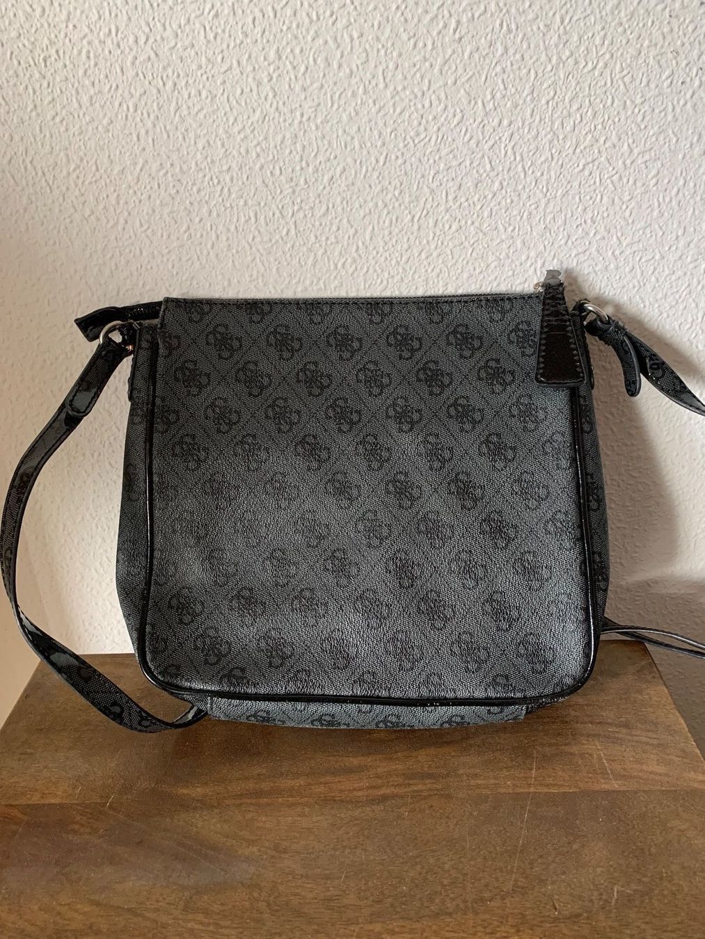 Guess Taschen für Damen: Guess coal logo crossbody – Gebraucht aus Perroy von barballalla 1