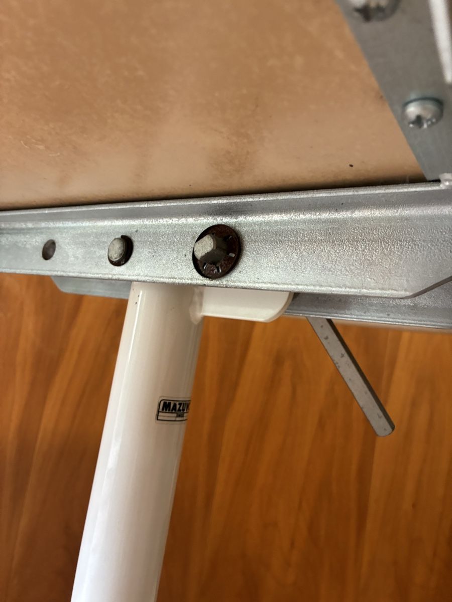 Tables: Runder Esstisch  – D'occasion à Bern par wisemagpie 2