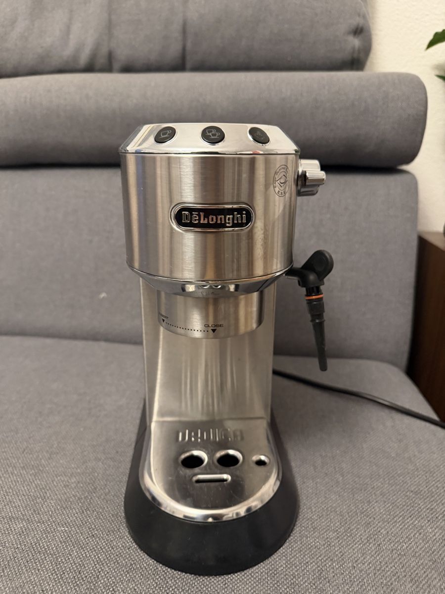 De'Longhi Macchine per caffè & Macchine per espresso: Macchina per caffé DeLonghi Dedica Style con accessori – Nuovo (secondo la descrizione) da Zürich venduto da ern_5jv6