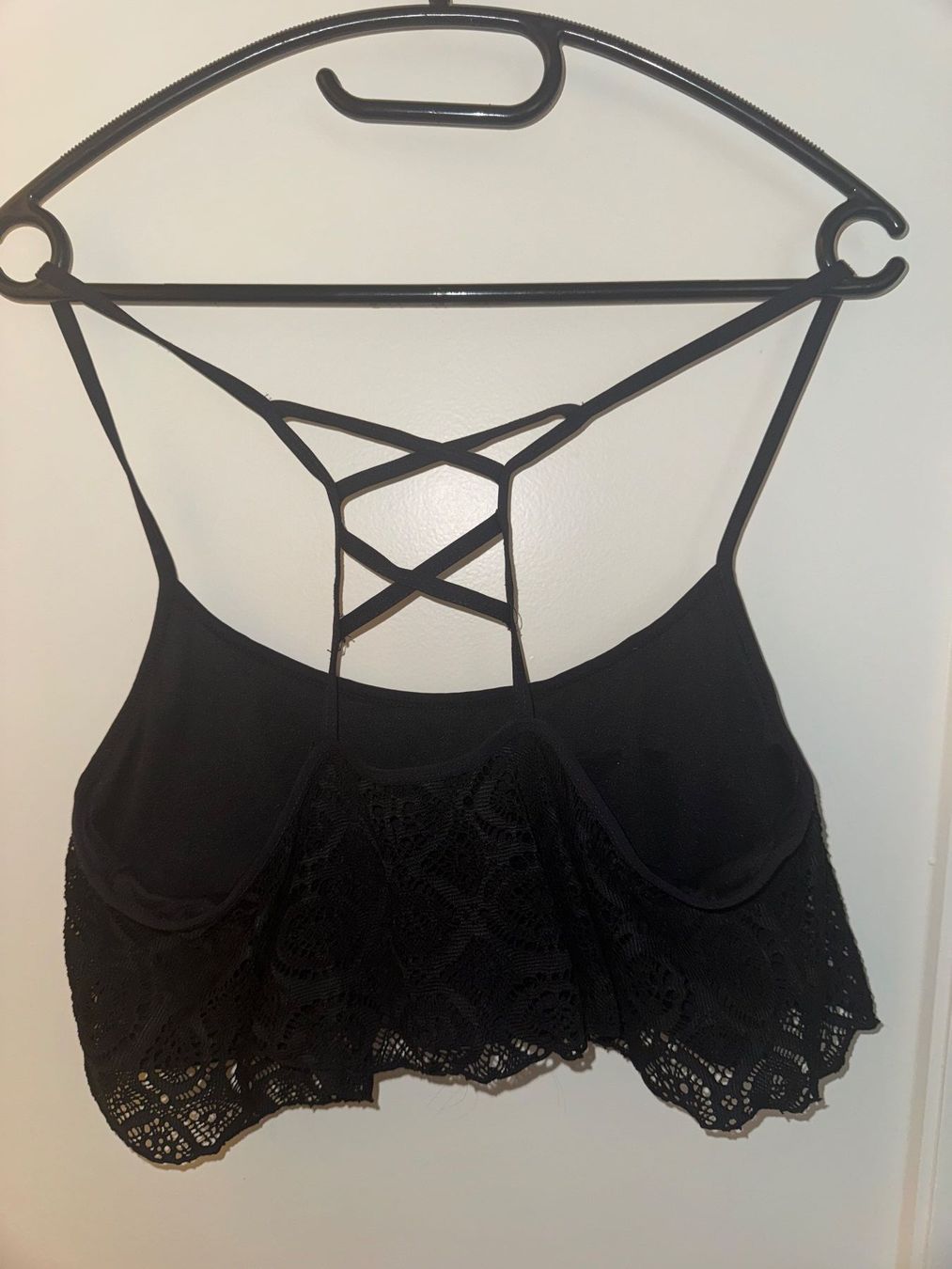 Costumi da bagno & Bikini: Bikini Top schwarz mit Spitze – Grösse L – Usato da Bern venduto da MissionAusmisten 2