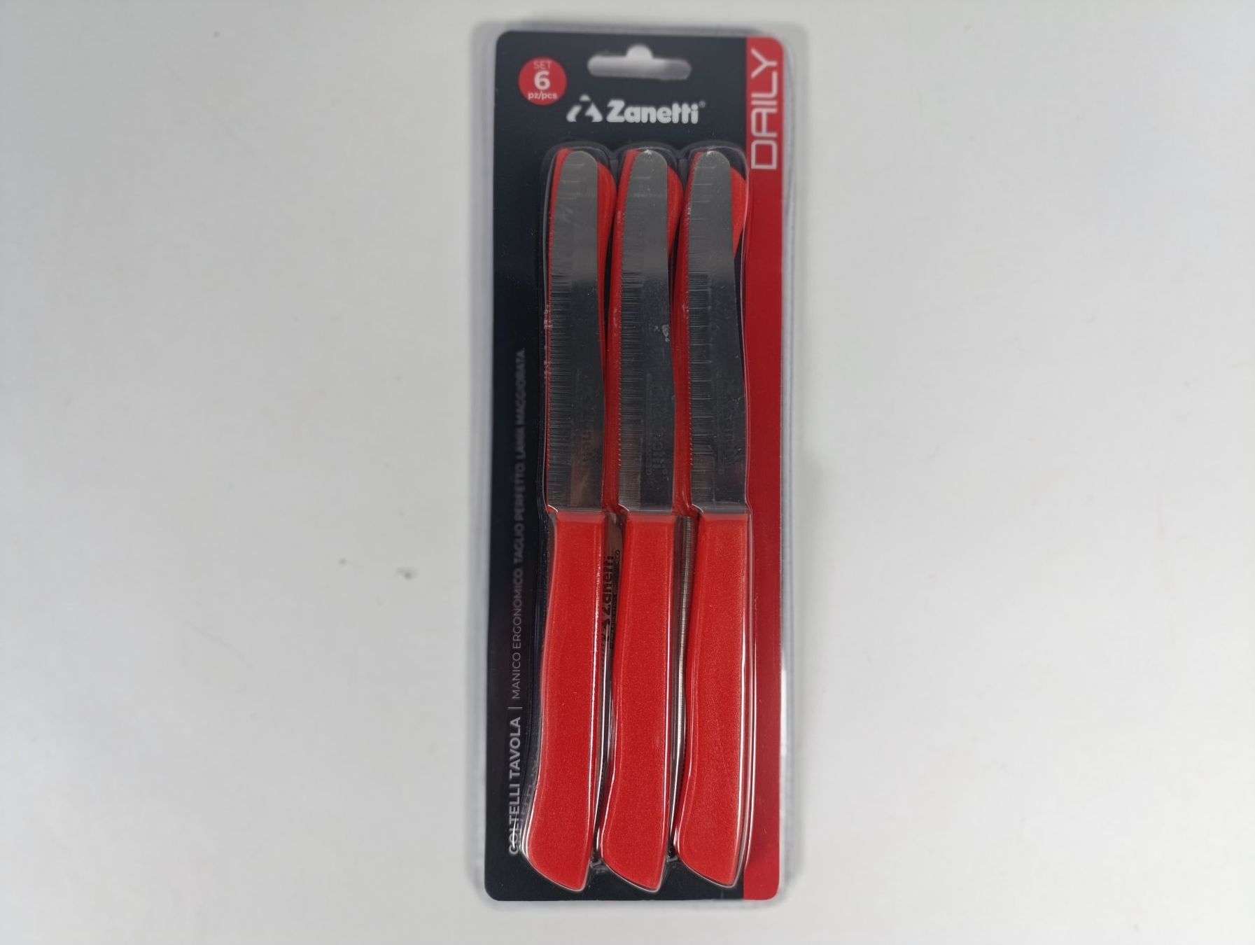 Coltelli: ZANETTI set de six couteaux rouges de table – Nuovo e nell'imballaggio originale da Thielle venduto da Plusvalue_Neuchatel