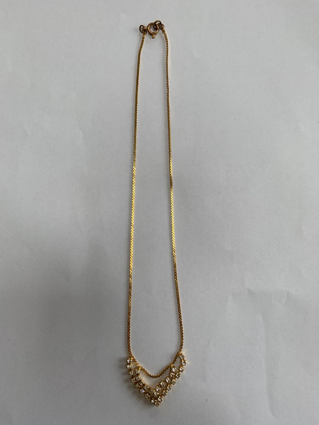Catenine: Goldige Halskette mit Strass-Steinen – Usato da Rengg venduto da kindle02