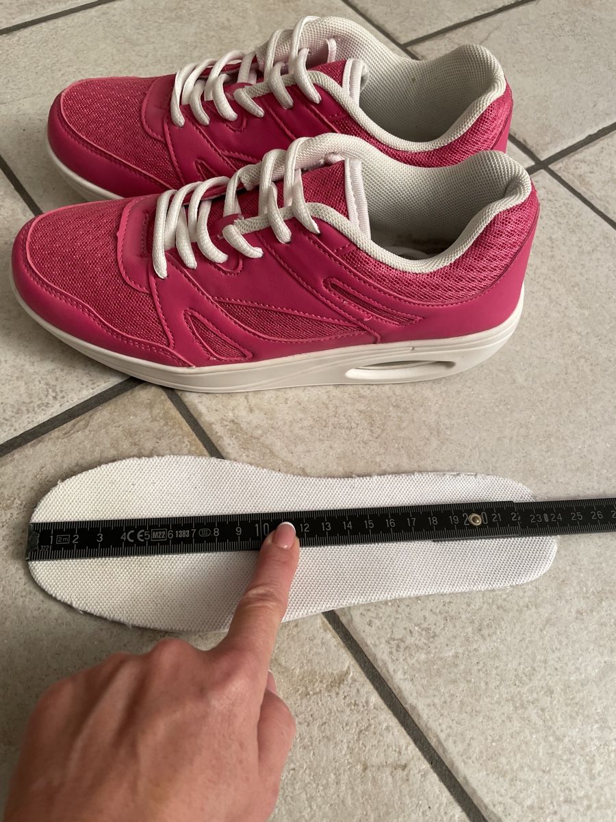 Scarpe da donna: Schuhe Gr.36-37, wie NEUE – Nuovo (secondo la descrizione) da Waltenschwil venduto da lina-04 6