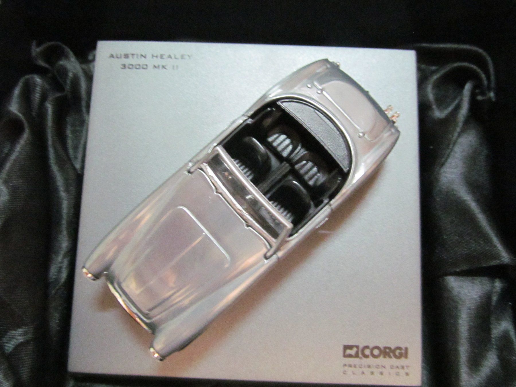 Corgi Toys Modellini d'auto: AUSTIN HEALEY 3000  MK II LIMITED POLISH EDITION  1:43 – Nuovo e nell'imballaggio originale da Grueningen venduto da malamut56 2