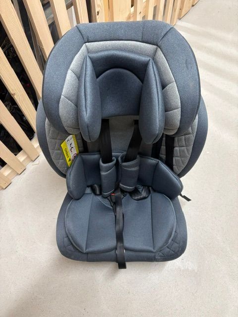 Seggiolini per auto: Gebrauchter  Kinderautositz (0-18kg) – Usato da Zürich venduto da bergacker