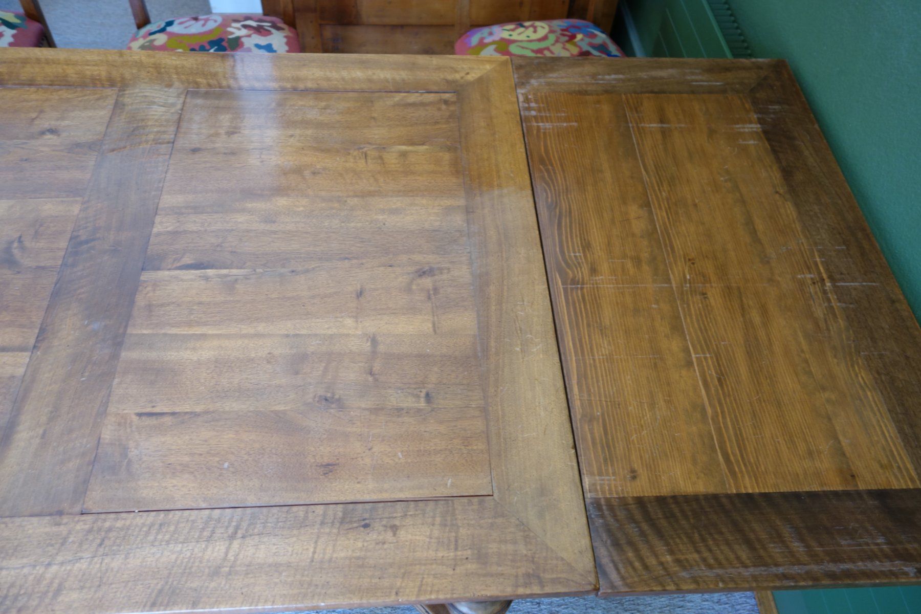 Set di tavolo e panche: Antiker Tisch mit 6 Stühlen Biedermeier – Usato da Biel/Bienne venduto da Rothar 3