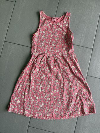 Kleid Grösse 134/140