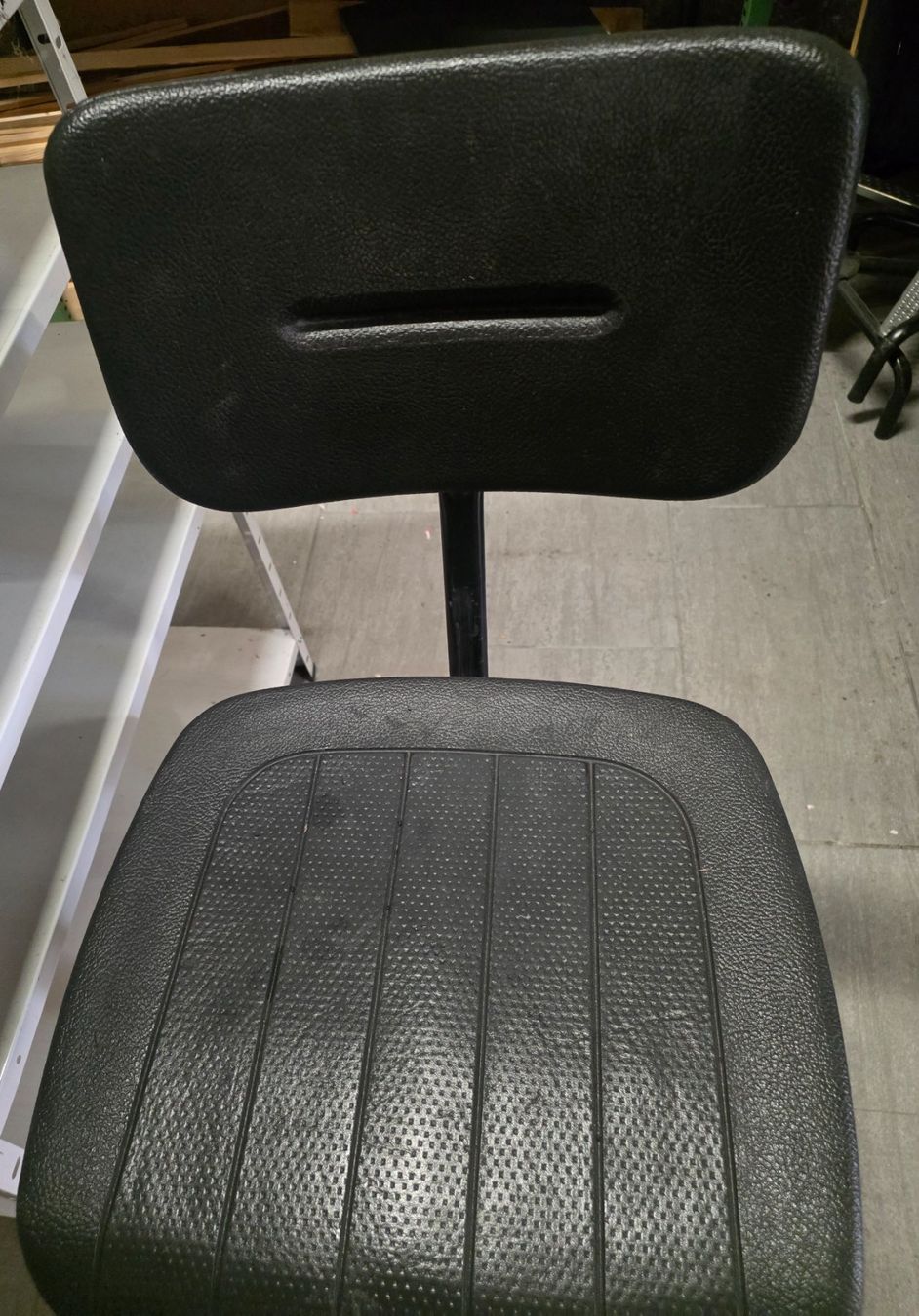 Sedie: Chaises d'horloger noir réglable – Usato da St-Imier venduto da inf_h7kx 1