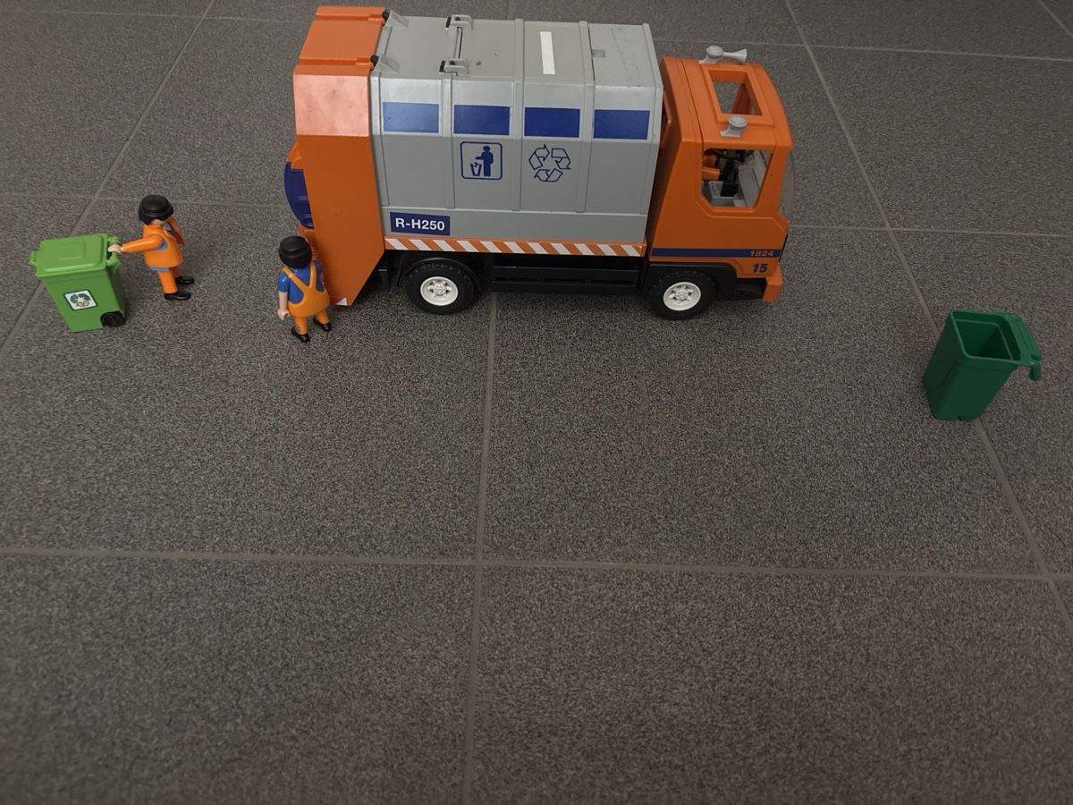 Playmobil Spielzeuge: Diverse Playmobil Set – Gebraucht aus Melchnau von din_8pfn 4