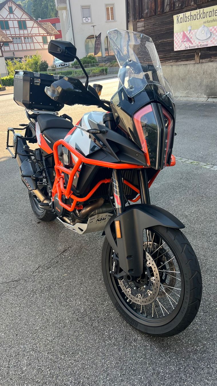 KTM Touring: Ktm 1290 super Adventure R – D'occasion à Wohlen AG par dis_vy66