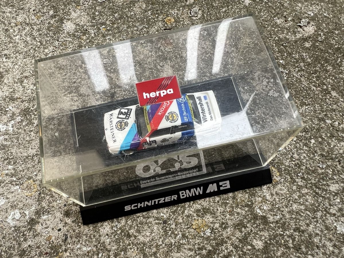 Herpa Modellini d'auto: BMW M3 E30 DTM Modellauto 1/87 – Usato da Obfelden venduto da Moscheli 5