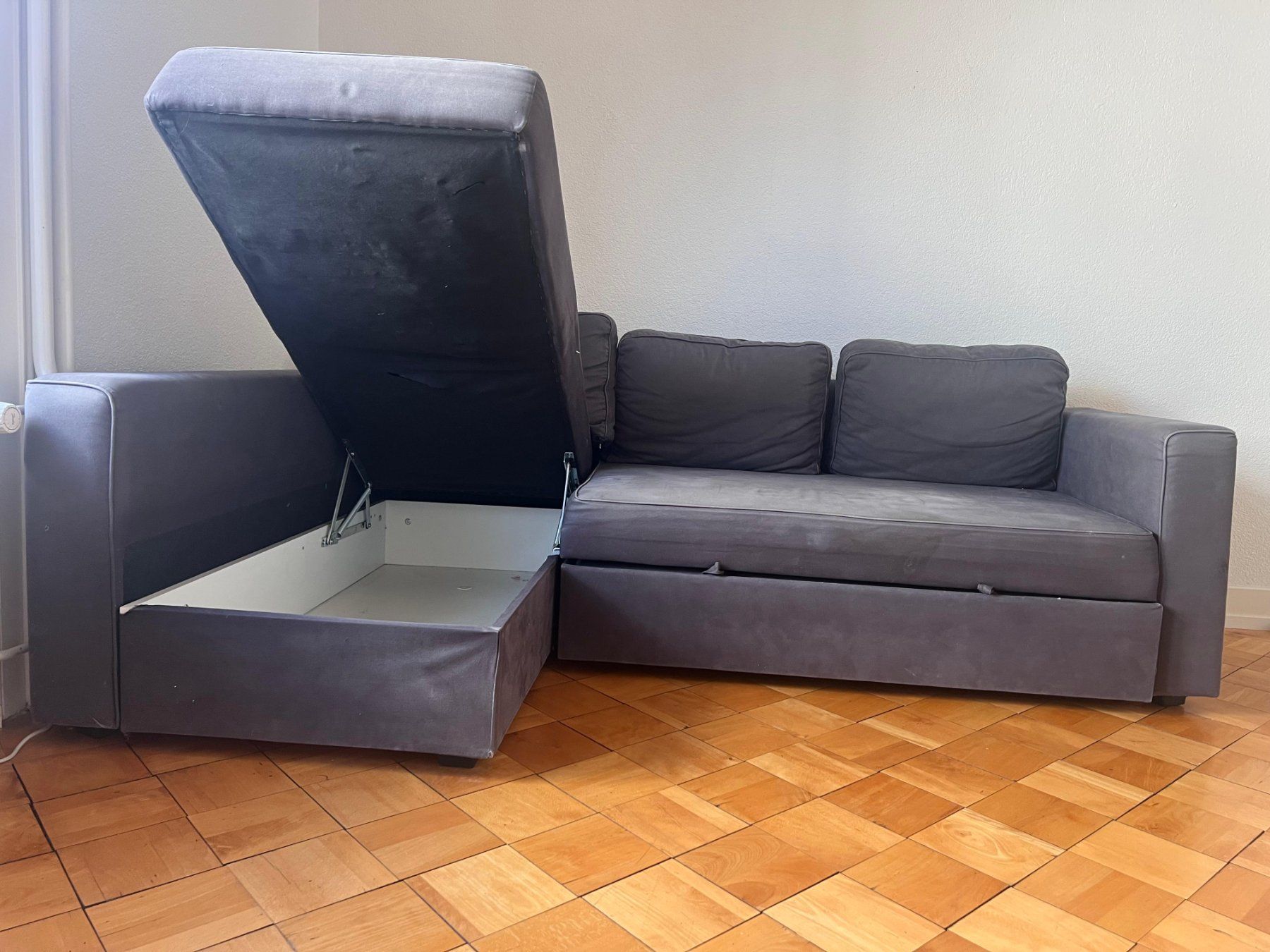 Ikea Divani: Schlafsofa mit Stauraum von IKEA – Usato da Zürich venduto da LHenseler 1