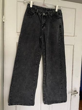 Jeans schwarz Gr. 34/36