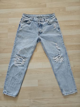Zara-Jeans, Größe EUR 44.