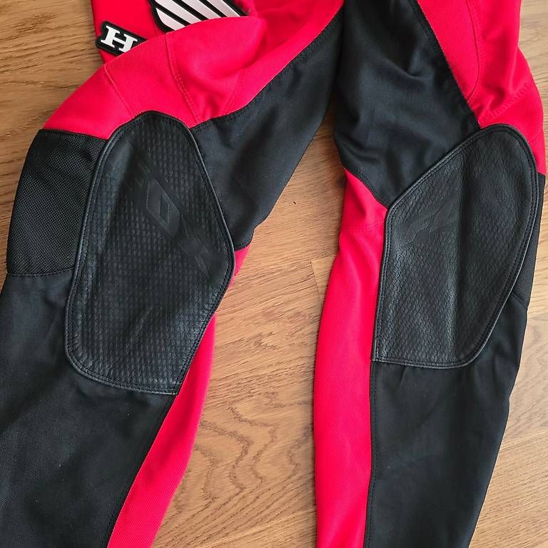Pantaloni: Fox 180 Motocross Pants Size: 32 – Usato da Zuchwil venduto da iceposeidon33 1