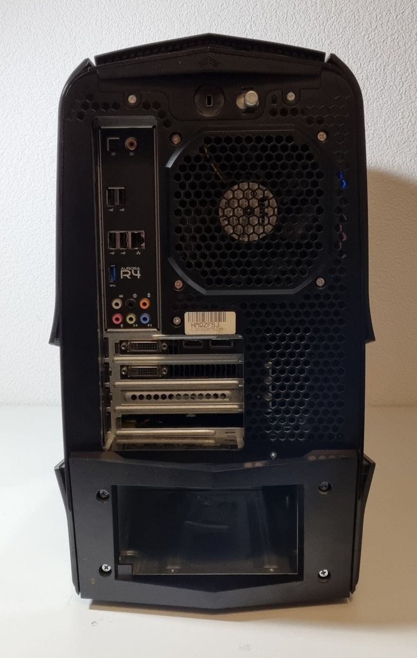 Alienware PCs: Gaming-PC Alienware Aurora R4 ALX – Gebraucht aus Naters von  3