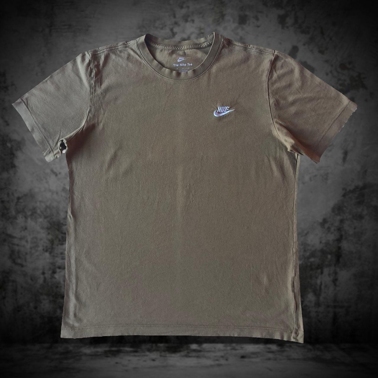 Nike T-shirt: T-Shirt Nike Brown Men M – Usato da Genève venduto da ang_7j7j 1