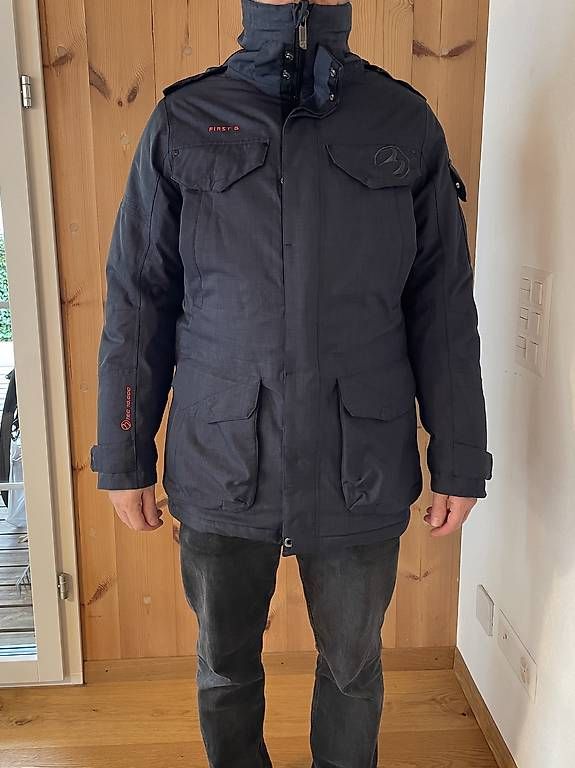 Jacken: Warme Winterjacke – Gebraucht aus Schwyz von sel_hl2p 3