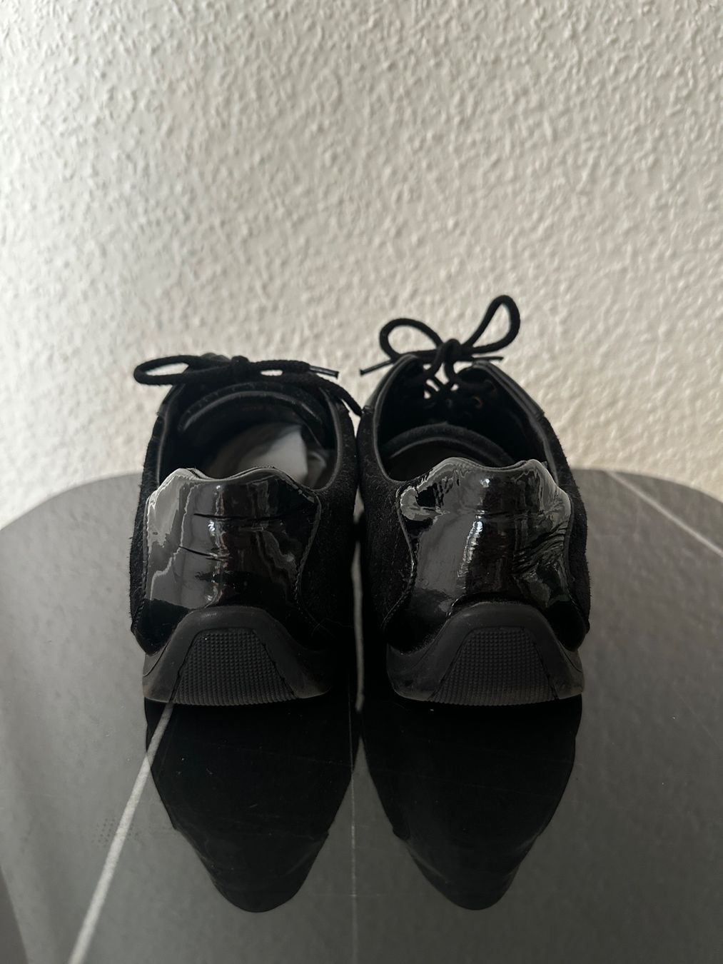 Louis Vuitton Scarpe da donna: Authentiques Baskets LOUIS VUITTON 37.5 en cuir noir – Usato da Carouge GE venduto da loveluxury 3