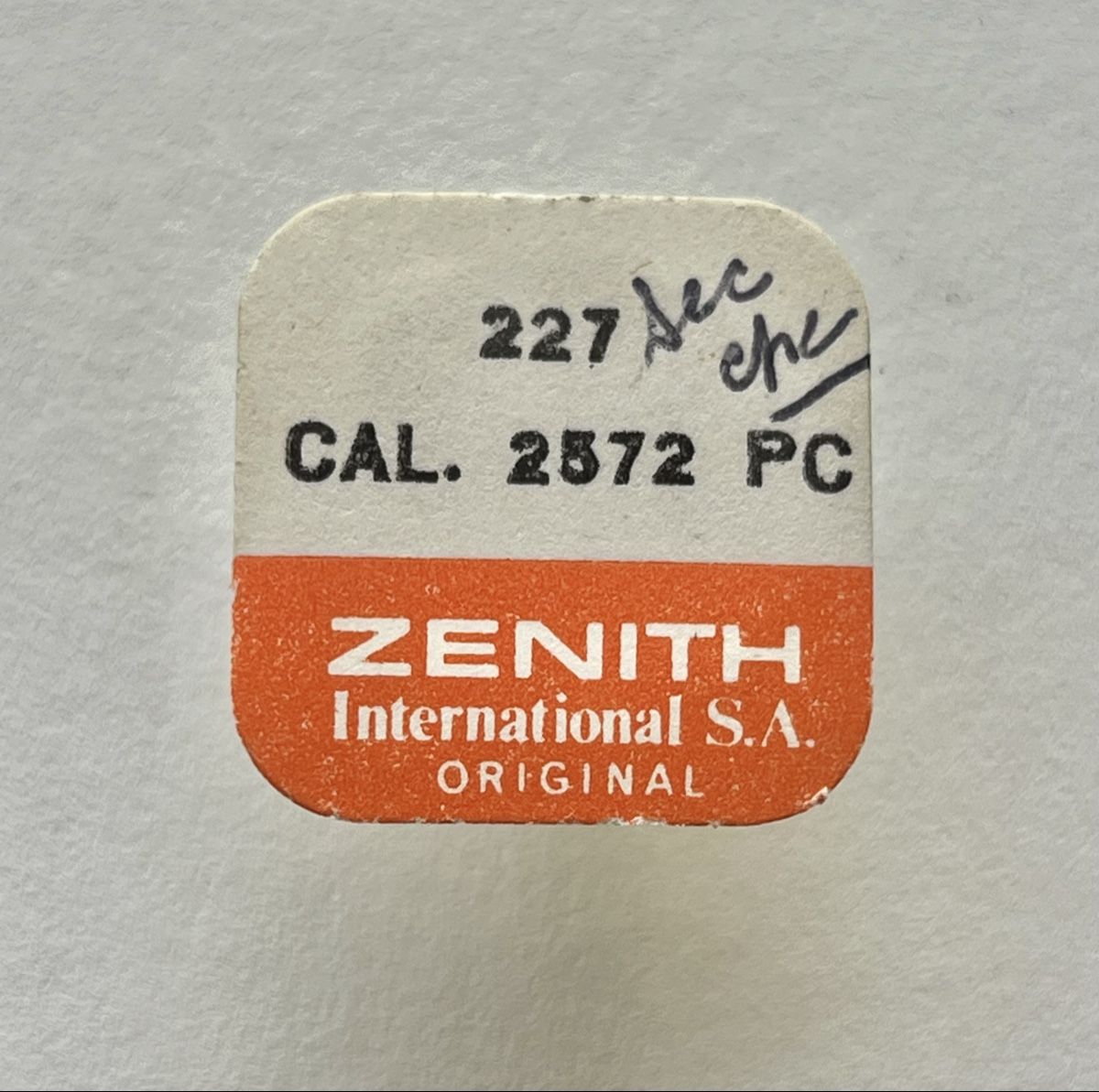 Zenith Montres: ZENITH 2572pc Sweep Second Wheel Cod 227   – Neuf avec emballage d'origine à Chavornay par MD_77