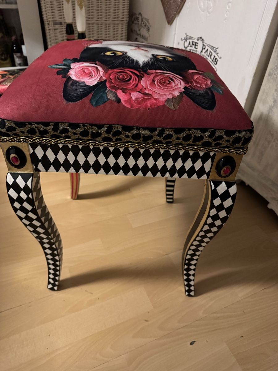 Hocker: Einzigartiger Unikat Hocker/Stuhl – Gebraucht aus Niederurnen von Chanel40 9
