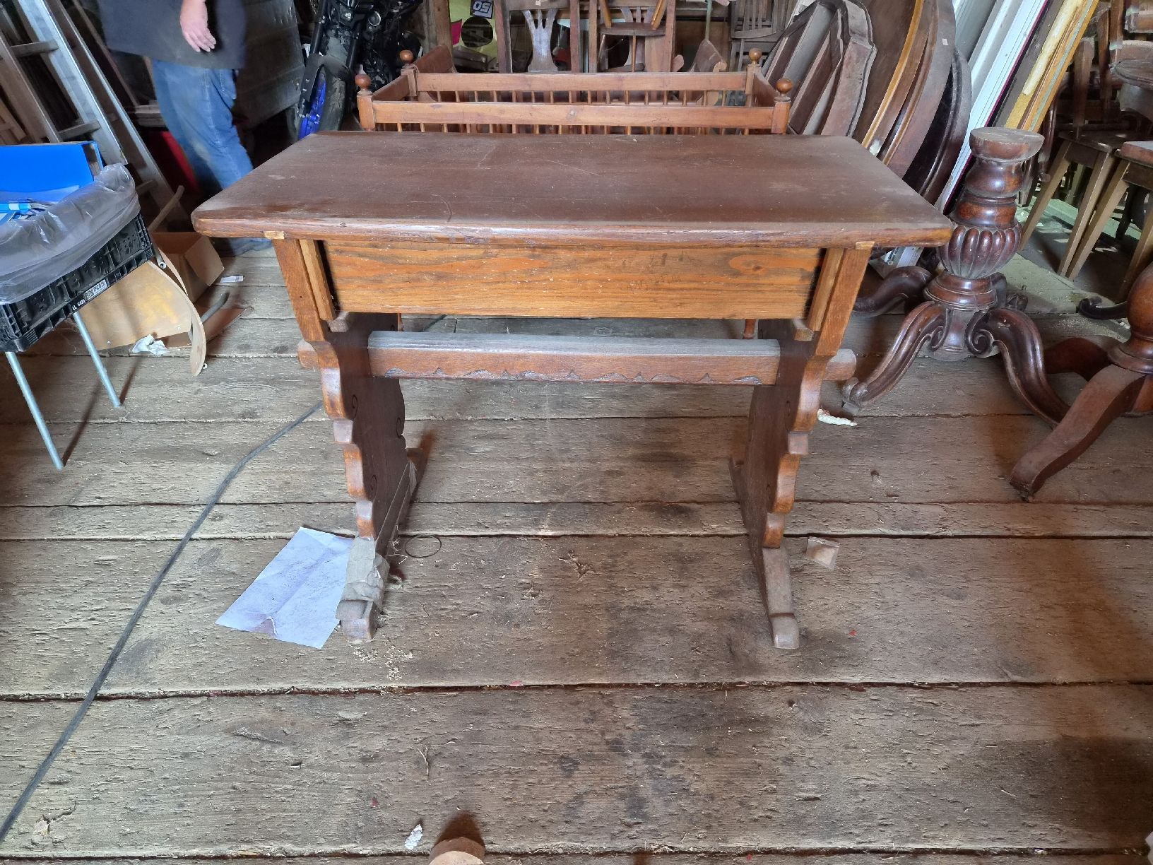 Tavoli: Ancienne table en bois – Difettoso da Farvagny-le-Grand venduto da CollectibleWatches 2