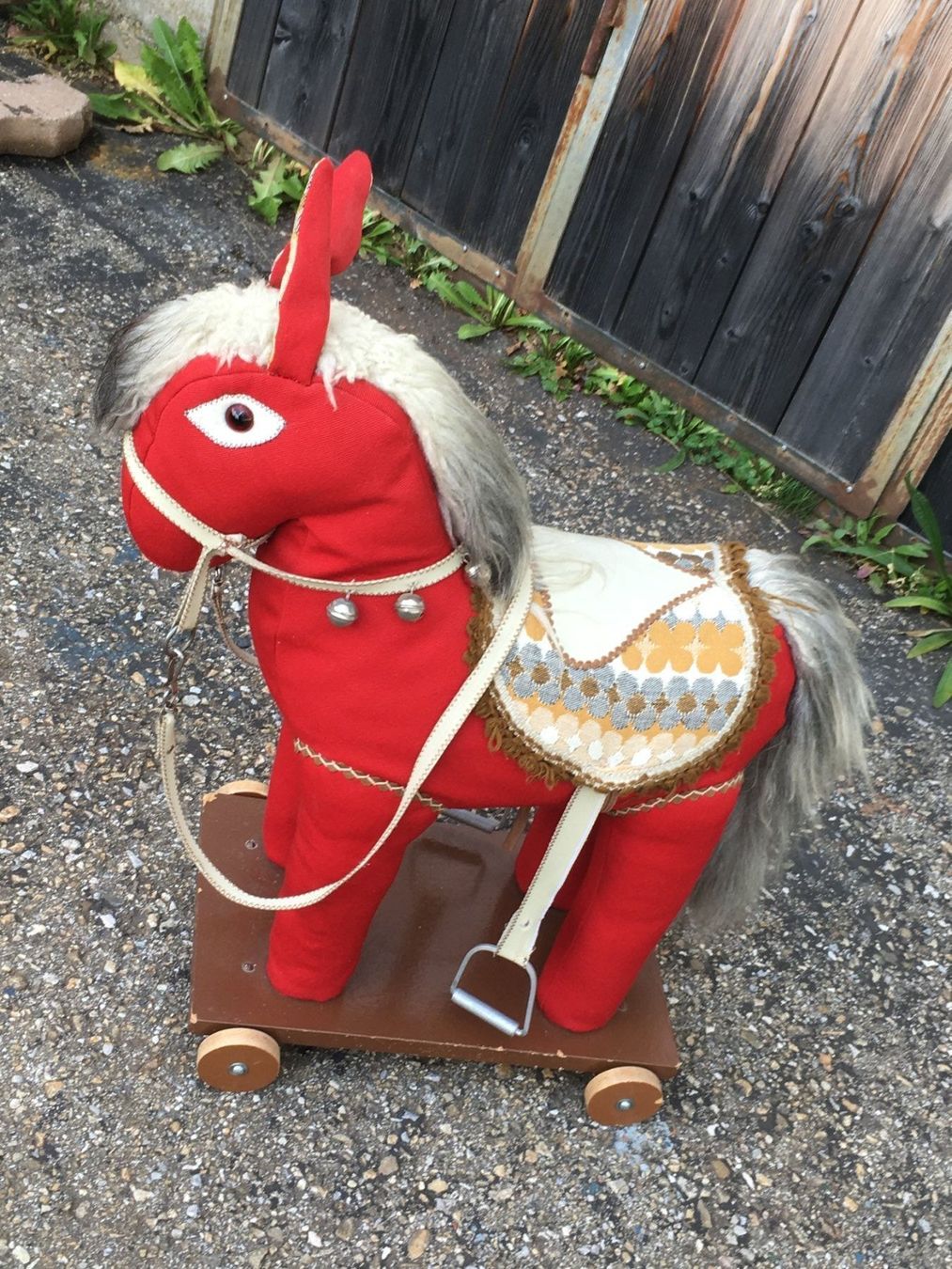 Tutte le decorazioni: Deko Pferd Stoffbezogen Sammelerstück – Usato da Marbach LU venduto da Hoheduene 4