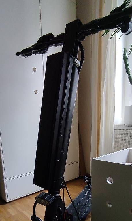 Ccm Kickboard: E Scooter Lenker-Batteriekasten – Usato da BASEL venduto da E-Bro.Electro 2
