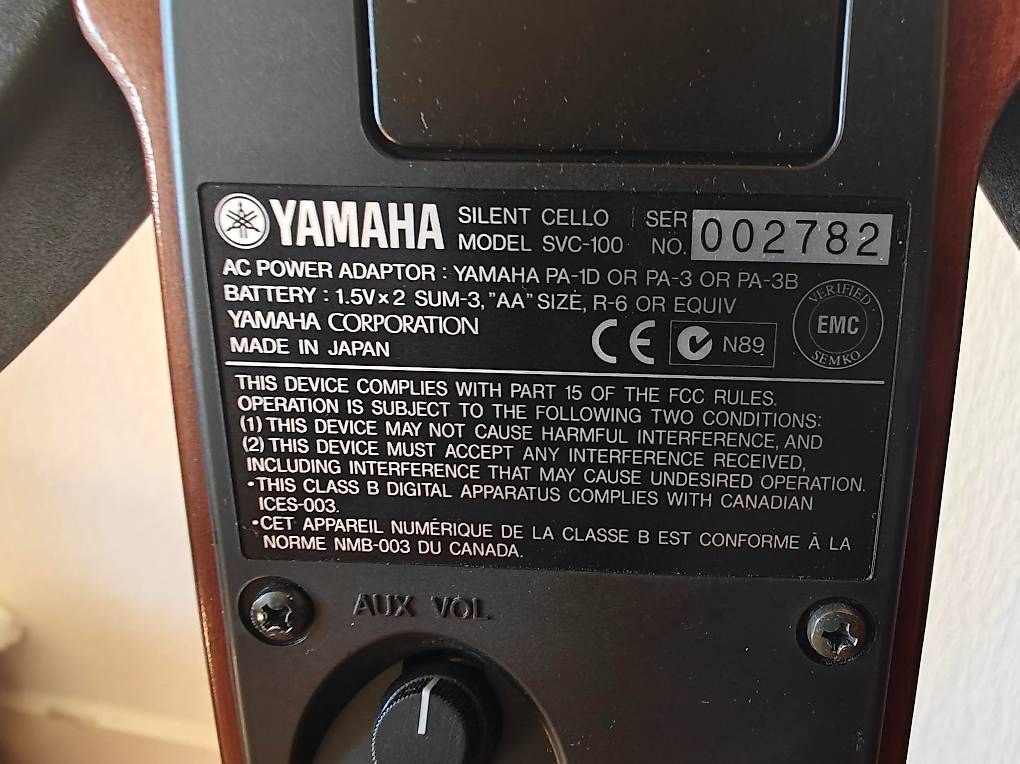 Yamaha Instruments de musique: Yamaha SVC-100 silent cello – D'occasion à Lausanne par rokobasilisk 1