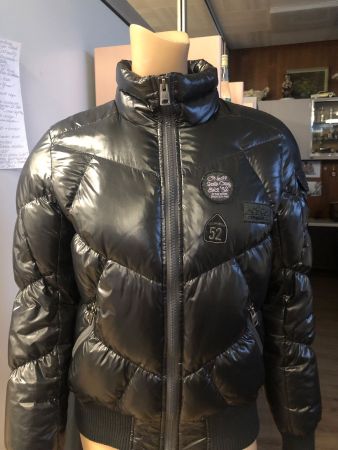 Jacke Damen wattiert ! Marke O'Neill ! Gr. S !