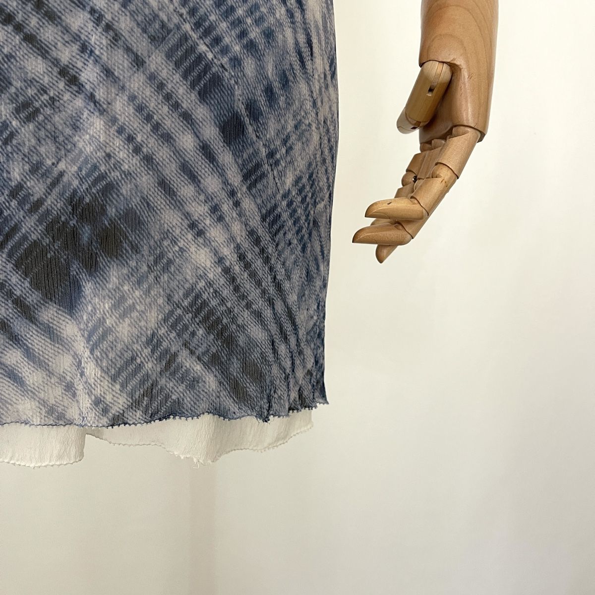 Hemisphere Vestiti: HEMISPHERE Silk Dress – Nuovo (secondo la descrizione) da Emmen venduto da Avviivva_Com2023 2