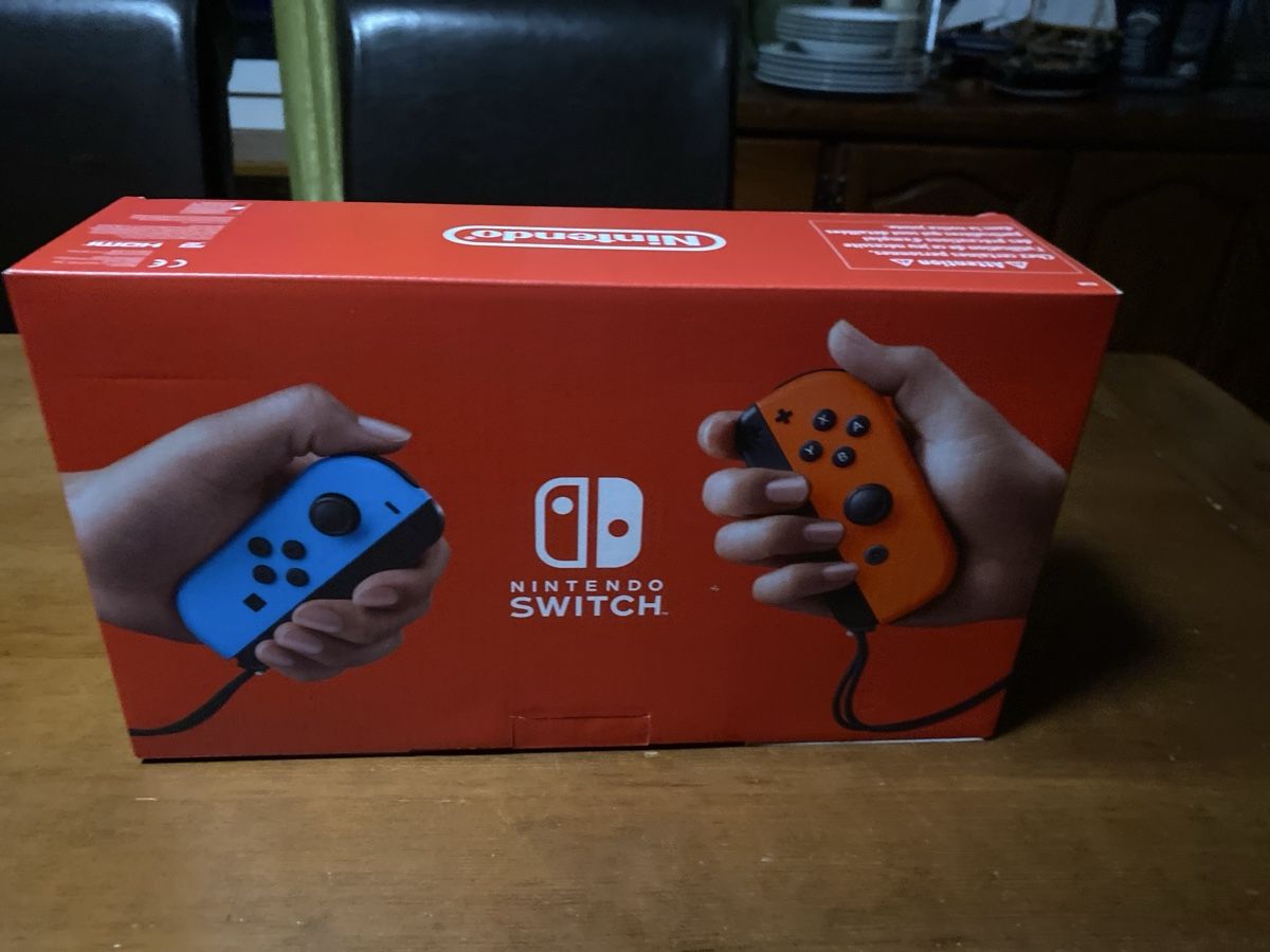 Nintendo Konsolen: Nintendo Switch Konsole mit Originalverpackung gebraucht – Neu und originalverpackt aus Horgen von fil_r5gb 2