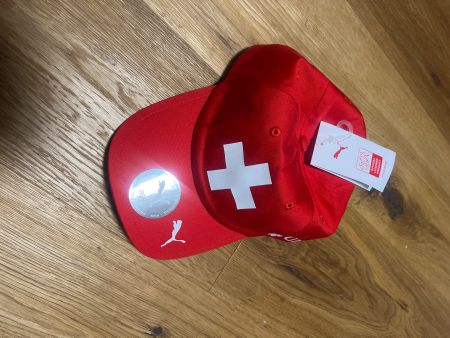 Puma Kappe Schweizer Nationalteam rot neu mit Etikett