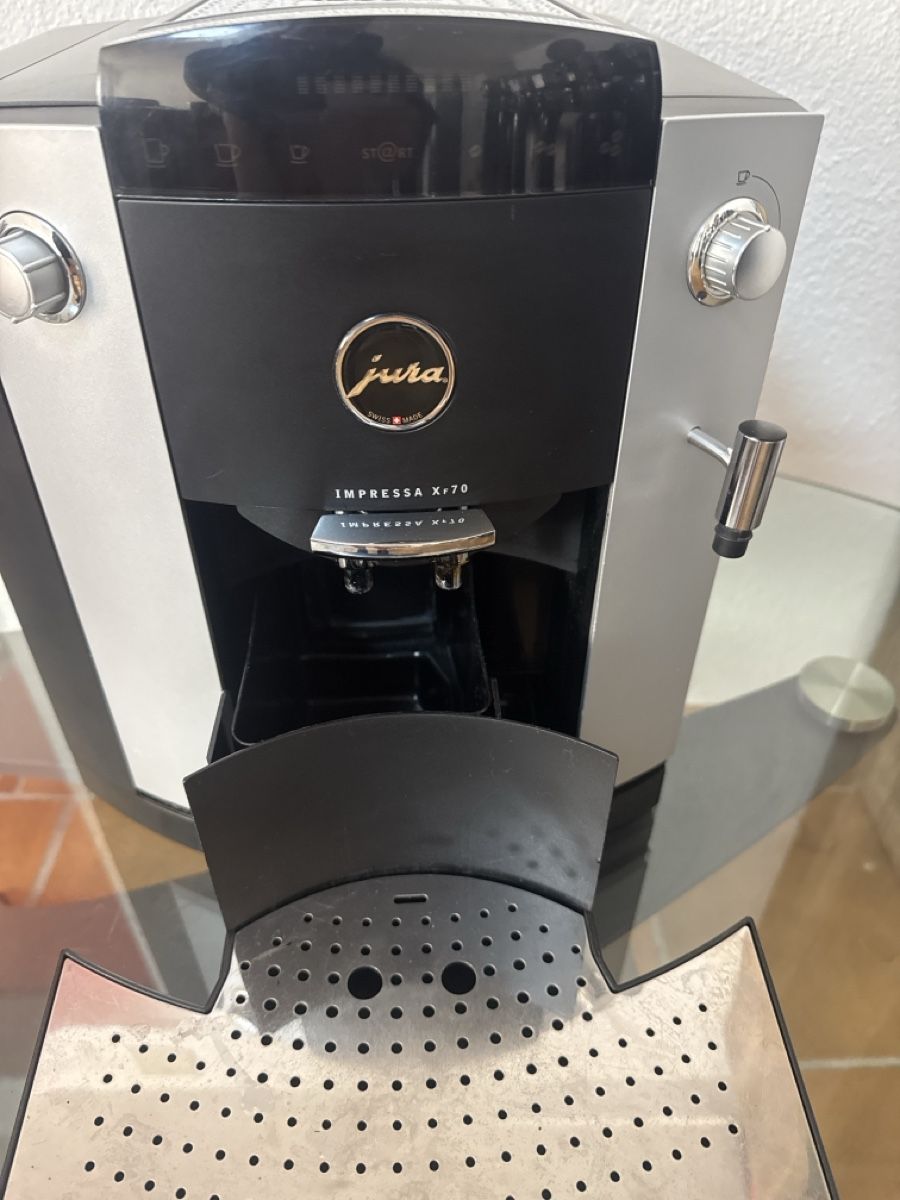 Jura Macchine per caffè & Macchine per espresso: Jura XF70 – Usato da Soyhières venduto da Jura22 1