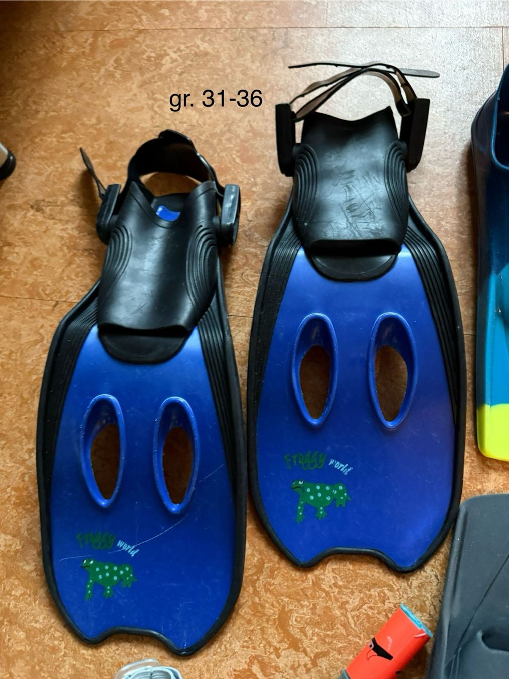 Flossen, Masken & Schnorchel: Schwimmflossen – Gebraucht aus Flawil von Stella_3 1