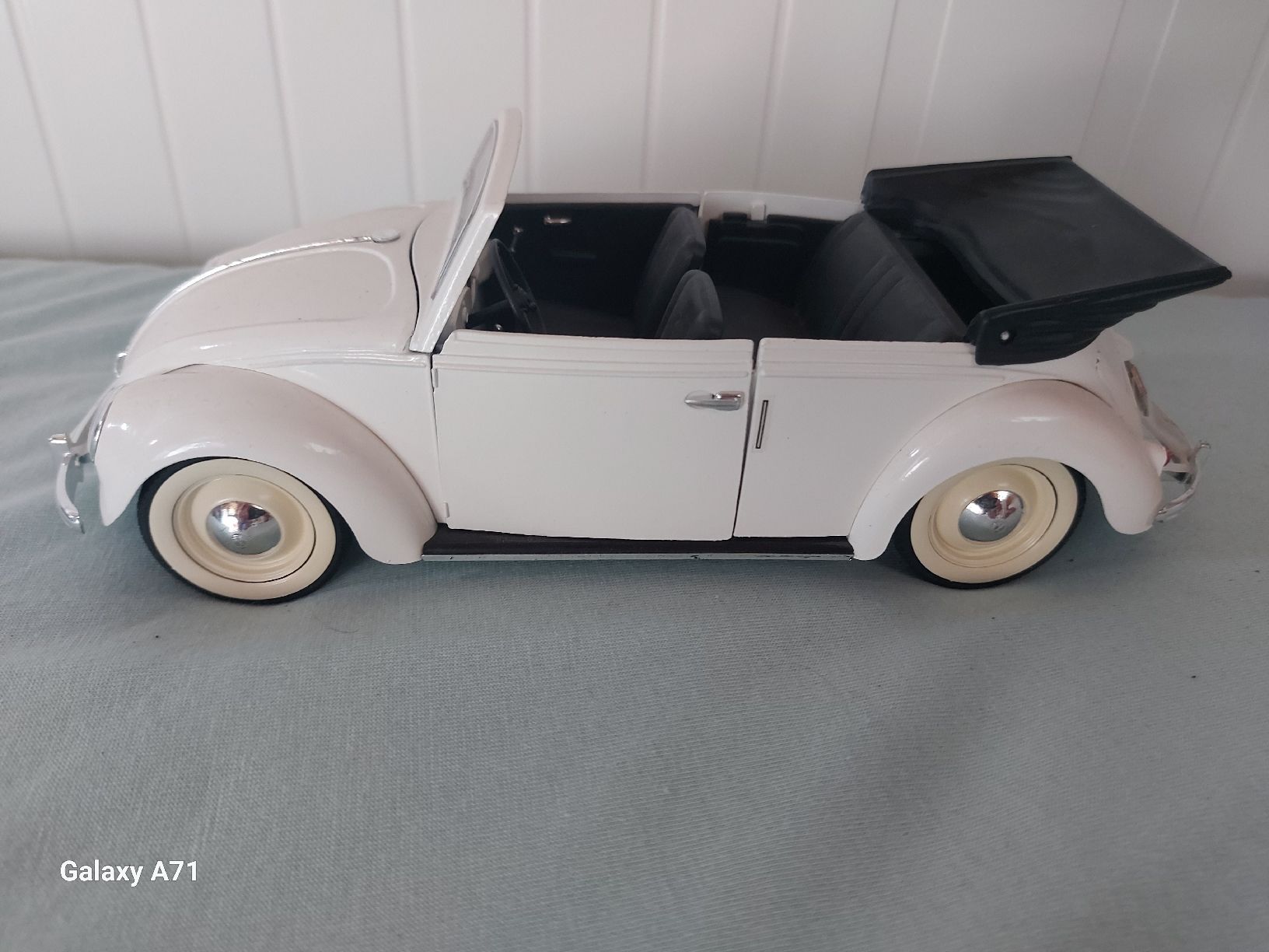 Volkswagen Modellini d'auto: 3 VW Käfer 1:18 – Usato da Rumisberg venduto da AaronRodgers81 1