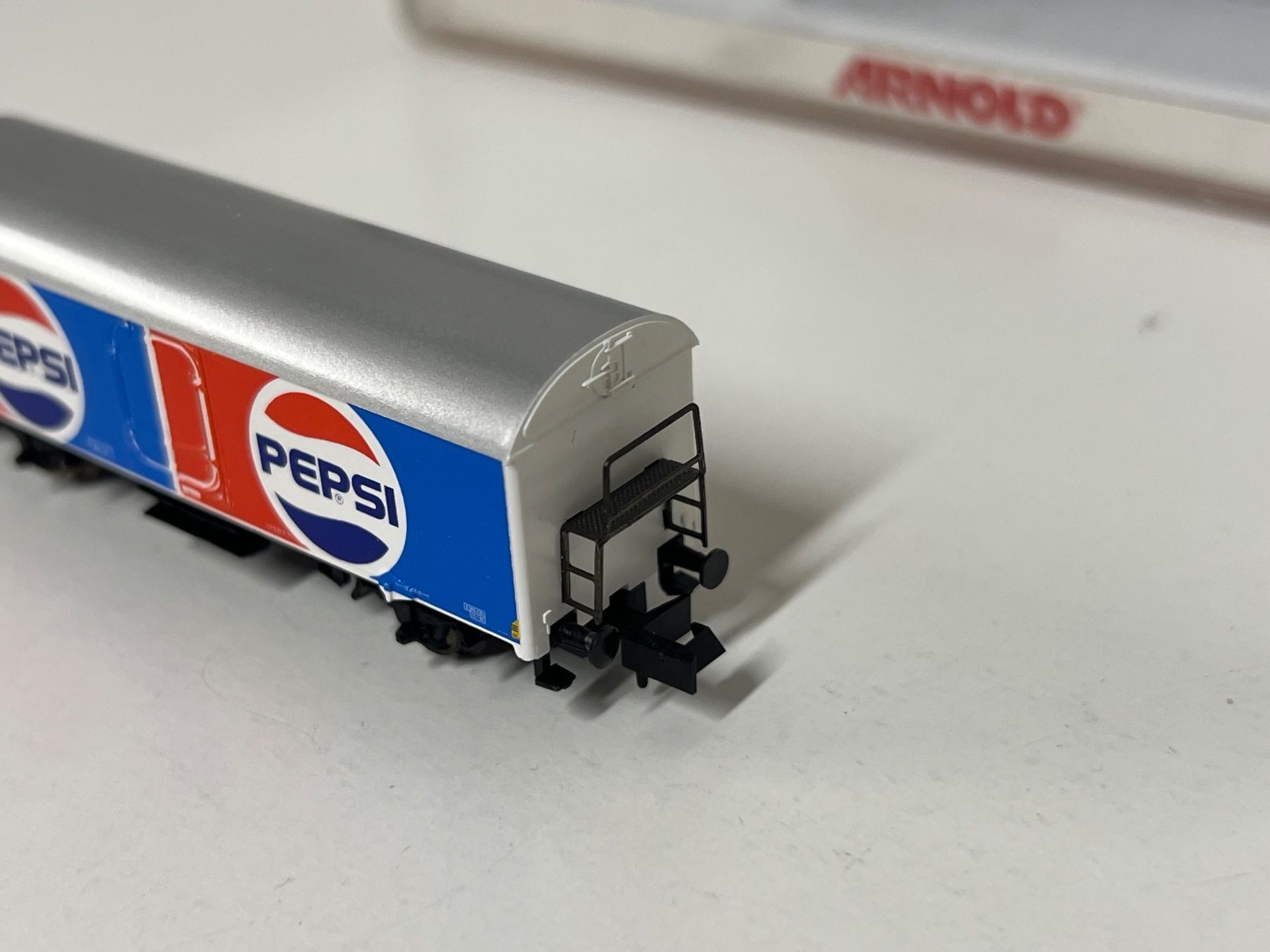 Arnold Modelleisenbahnen: ARNOLD 4553 PEPSI SBB  SPUR N – Gebraucht aus Neuenhof von ludovicco 3