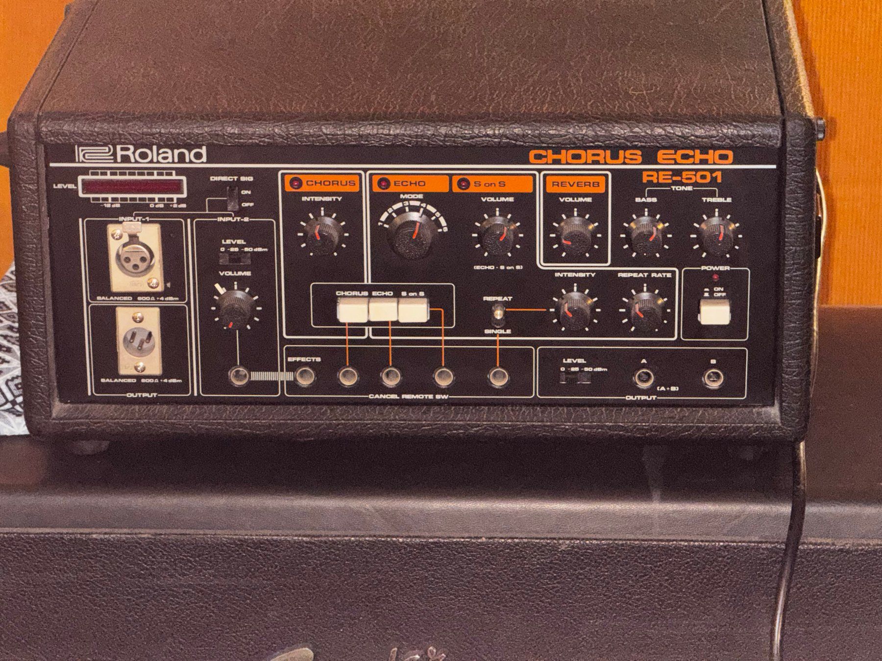 Roland Strumenti musicali: Roland Chorus Echo RE-501 – Usato da Genève venduto da Symphonykid